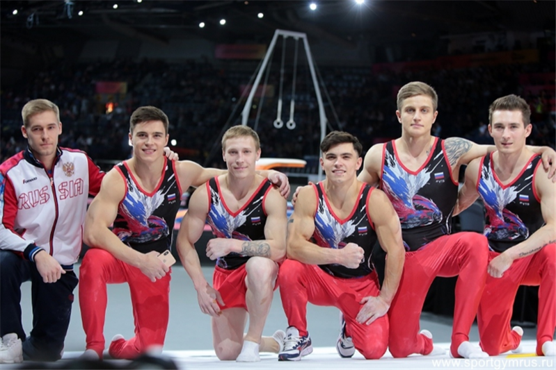 Спортсмены Центрального округа Росгвардии завоевали первое «золото» в командном многоборье по спортивной гимнастике на чемпионате мира
