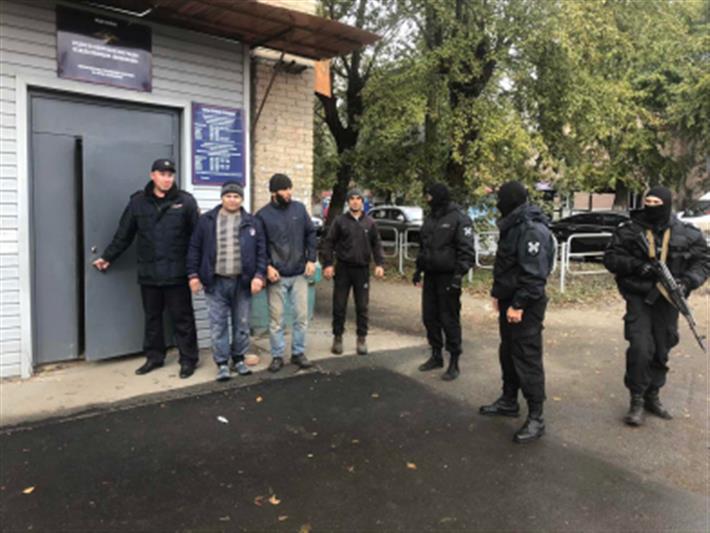 Бойцы ОМОН Управления Росгвардии по Челябинской области оказали содействие при проведении операции «Нелегал-2019»