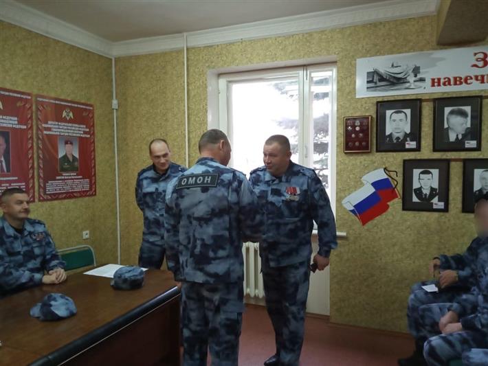 В территориальных управлениях Уральского округа Росгвардии отметили День ОМОН