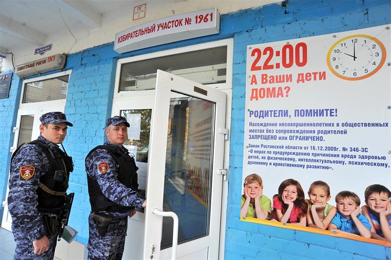 Представители СМИ юга России встретились с сотрудниками вневедомственной охраны по случаю их профессионального праздника
