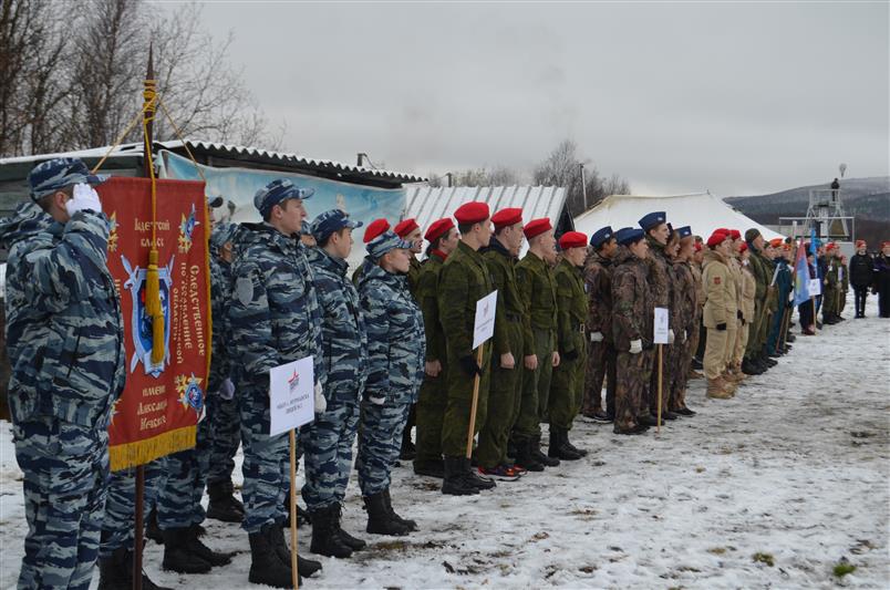 При участии Росгвардии в Мурманске проведён региональный этап всероссийской военно-патриотической игры
