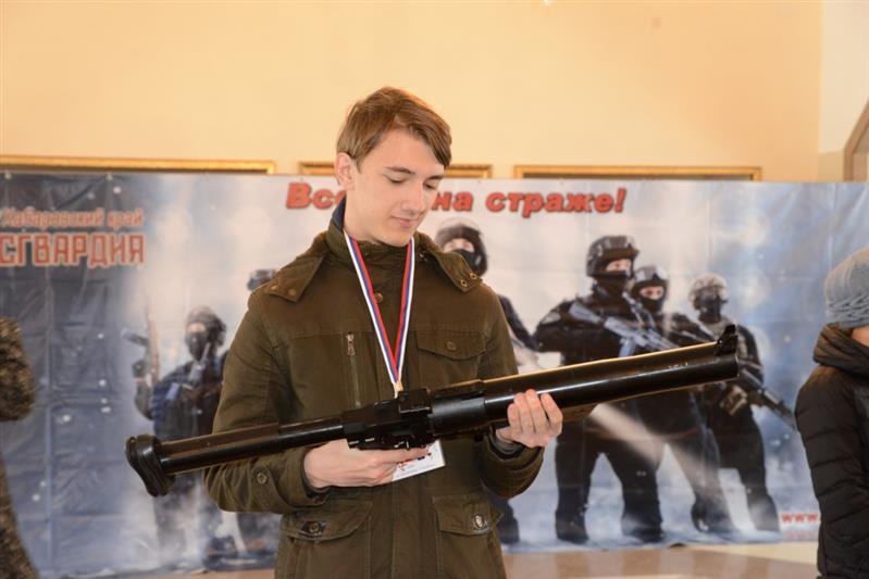 Школьники из Калужской области стали гостями Управления Росгвардии по Хабаровскому краю