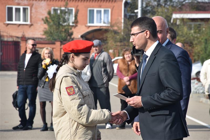 Росгвардейцы приняли участие в акции памяти Майкопского десанта