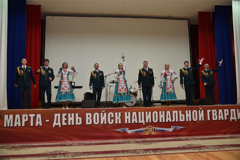 Победители и лауреаты конкурса Росгвардии «Солдаты антитеррора» выступили для военнослужащих полка Росгвардии в Урус-Мартане