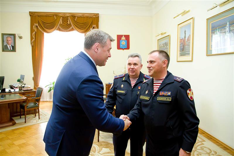 Губернатору Астраханской области представлен новый руководитель территориального управления Росгвардии