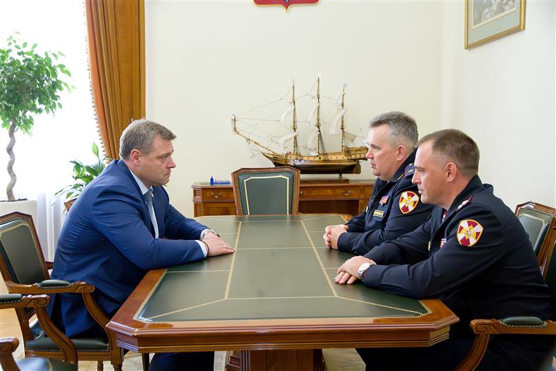 Губернатору Астраханской области представлен новый руководитель территориального управления Росгвардии