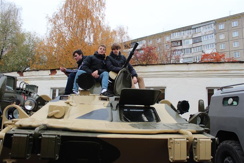 Во Владимире в ведомственной акции «Служу России» приняли участие более 170 человек