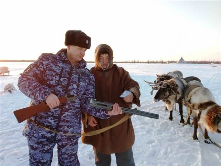 Представители СМИ Ямала провели служебный день вместе с сотрудниками подразделений  Росгвардии 