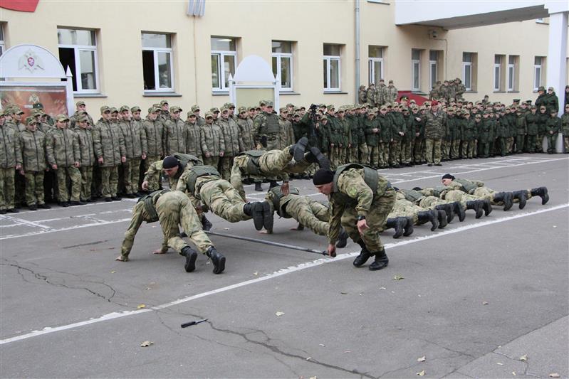 В гостях у воспитанников Московского президентского кадетского училища Росгвардии побывали спецназовцы 