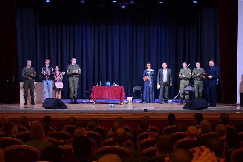 В подмосковной Балашихе состоялась премьера спектакля театра Росгвардии