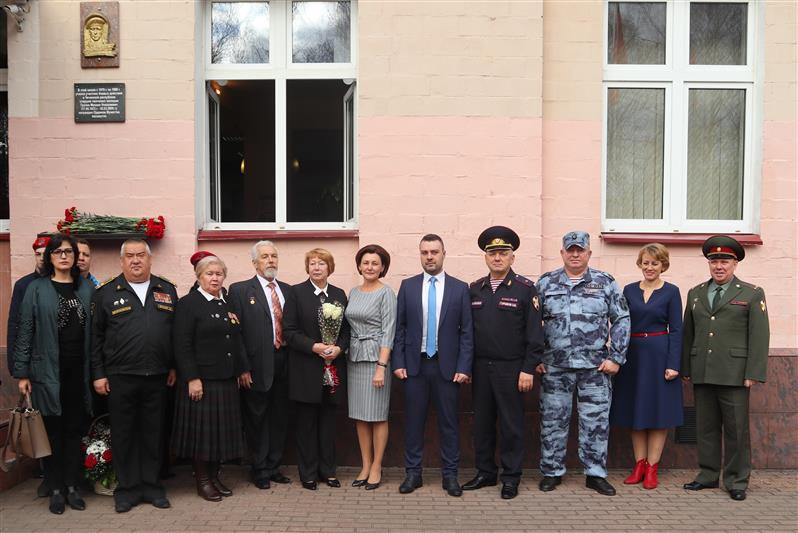 Лицею в Железнодорожном присвоено имя сотрудника ОМОН «Русич» Михаила Грачева