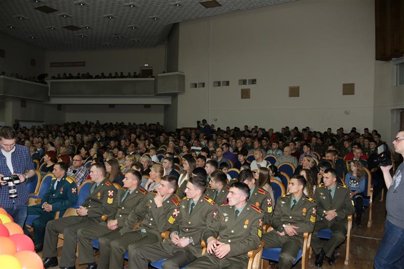 В Санкт-Петербурге продолжается патриотическая акция Росгвардии «Пока сердца для чести живы»
