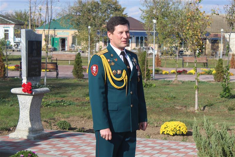 Ансамбль песни и пляски Северо-Кавказского округа Росгвардии выступил с праздничной программой на родине генерала Ивана Яковлева