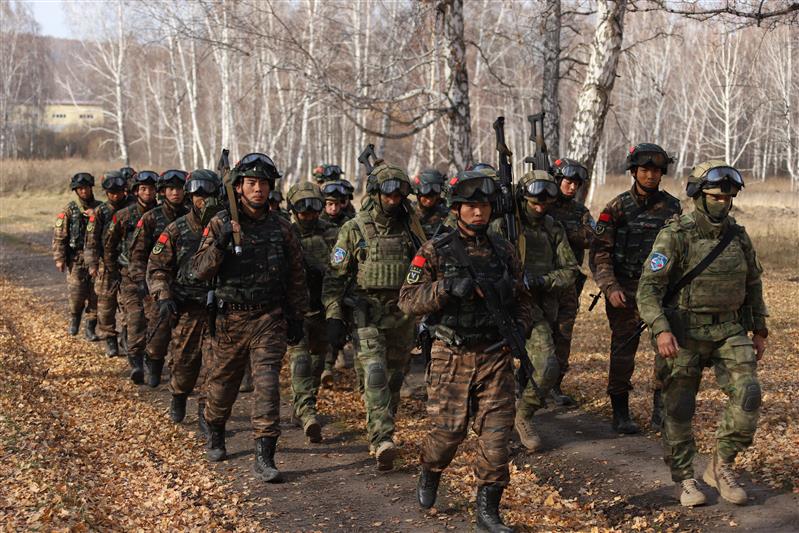 Курсанты Новосибирского военного института Росгвардии обеспечивают лингвистическое сопровождение российско-китайского учения «Сотрудничество-2019» (видео)