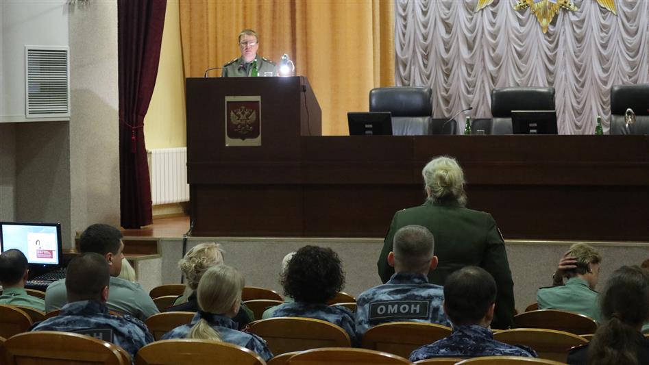 В Уральском округе Росгвардии начал работу учебно-методический сбор специалистов-психологов