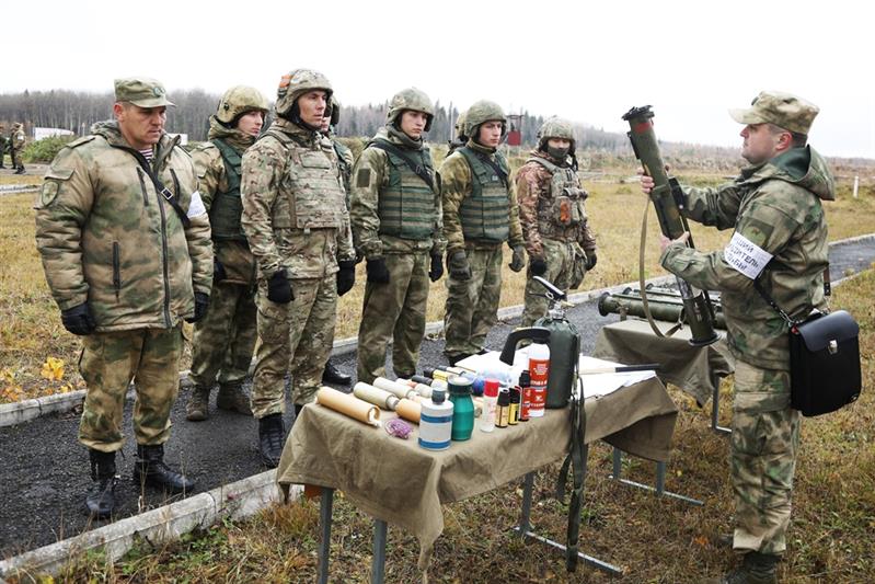 Завершилась полигонная практика подразделений радиационной, химической и биологической защиты Уральского округа Росгвардии