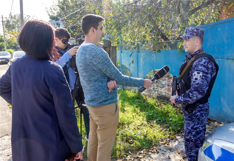 Краснодарские журналисты познакомились с работой сотрудников вневедомственной охраны Росгвардии 