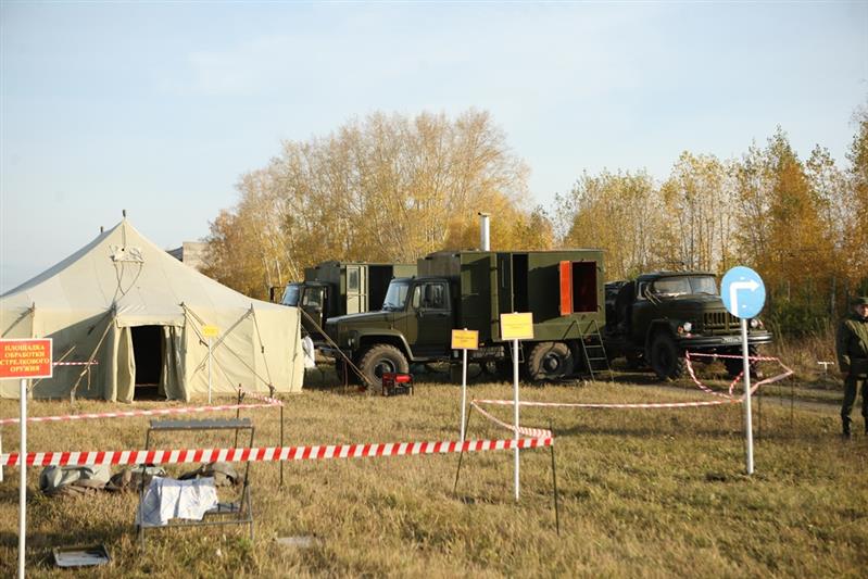 Лагерный сбор и межведомственные учения специалистов РХБ защиты прошли в Сибирском округе Росгвардии