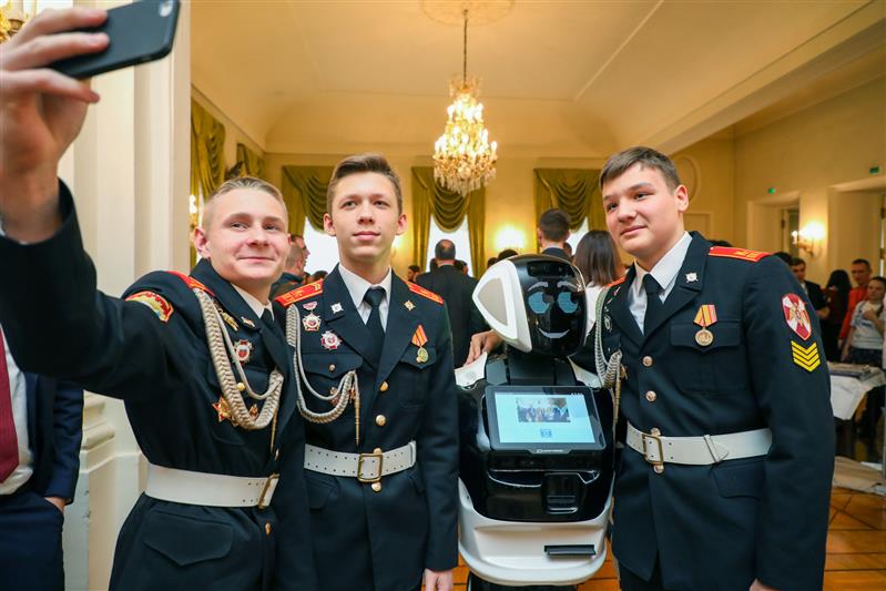 Статс-секретарь – заместитель директора Росгвардии генерал-лейтенант юстиции Олег Плохой принял участие в Первом молодежном общероссийском форуме «Будущее»