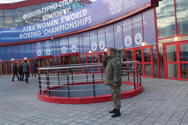 Росгвардия обеспечивает безопасность чемпионата мира по боксу среди женщин 