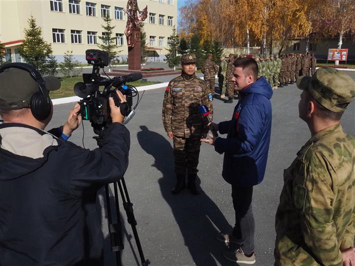 В Новосибирск прибыли участники совместного учения Росгвардии и Народной вооруженной полиции Китая (видео)