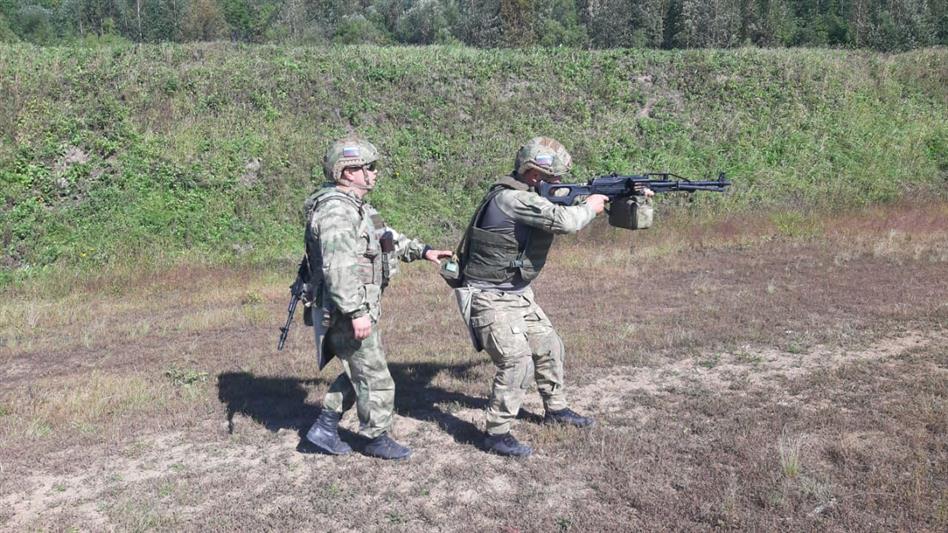 Военнослужащие отряда спецназа «Тайфун» Росгвардии совершенствуют профессиональные навыки в полевых условиях (фото)