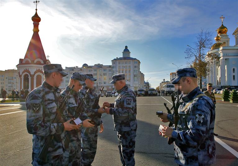 Росгвардейцам Мордовии вручены награды в рамках гарнизонного инструктажа правоохранителей в Саранске
