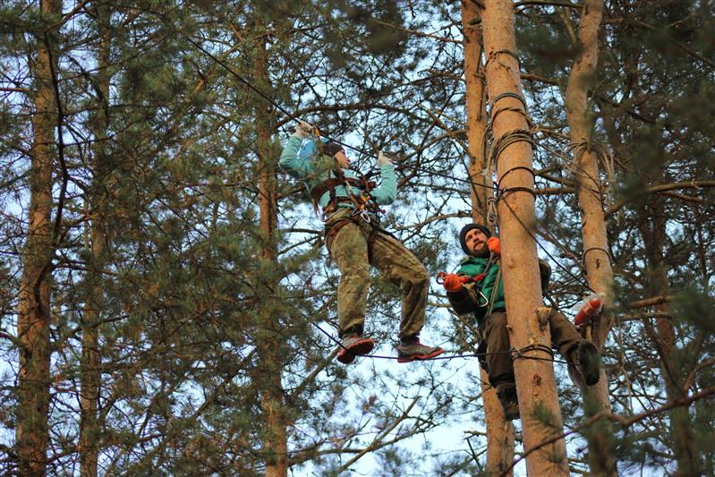 Сотрудники новгородского СОБР стали победителями и призерами региональных соревнований по спортивному туризму