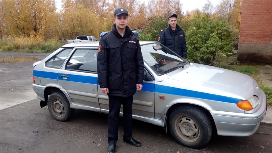 На Вологодчине сотрудники вневедомственной охраны спасли девушку, собиравшуюся спрыгнуть с моста