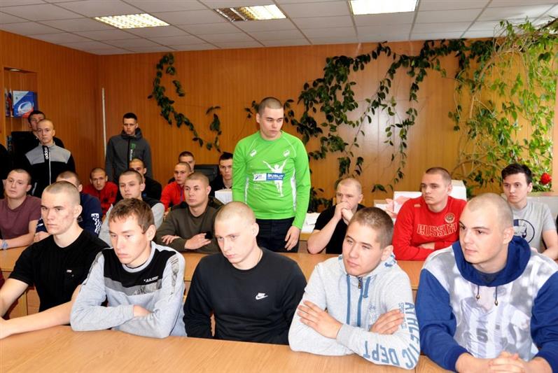 Более 200 югорчан отправятся служить в войска национальной гвардии