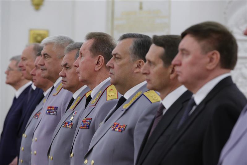 Президент Российской Федерации принял в Кремле офицеров Росгвардии, назначенных на высшие командные должности