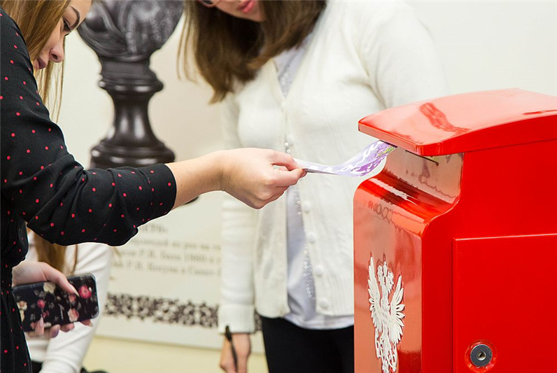 Екатеринбургские росгвардейцы поддержали ежегодную акцию «Письмо маме»