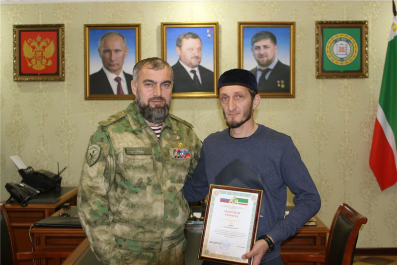 Начальник Управления Росгвардии по Чеченской Республике поздравил журналистов с Всемирным днем телевидения (видео)