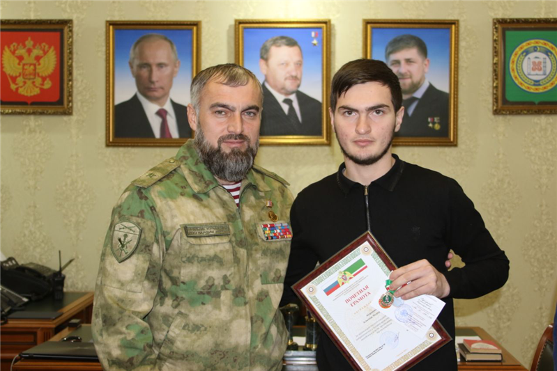 Начальник Управления Росгвардии по Чеченской Республике поздравил журналистов с Всемирным днем телевидения (видео)