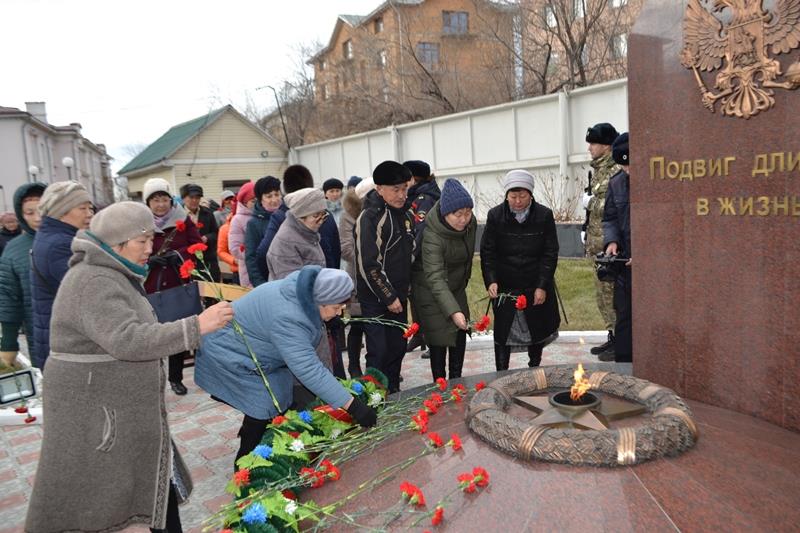 Росгвардейцы Восточного округа почтили память боевых товарищей, погибших при исполнении служебного долга