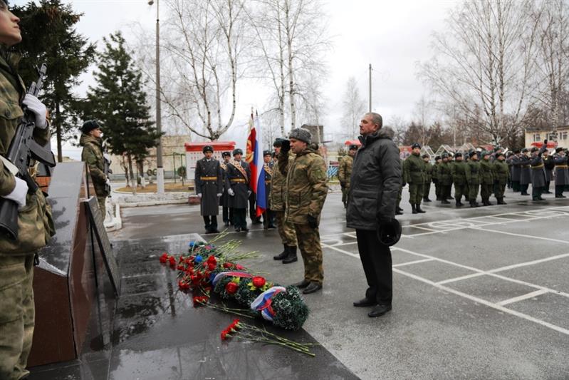 В Уральском округе Росгвардии прошли мероприятия, посвящённые Дню памяти погибших правоохранителей