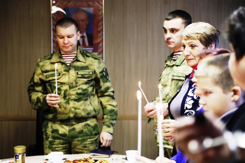 В Уральском округе Росгвардии прошли мероприятия, посвящённые Дню памяти погибших правоохранителей