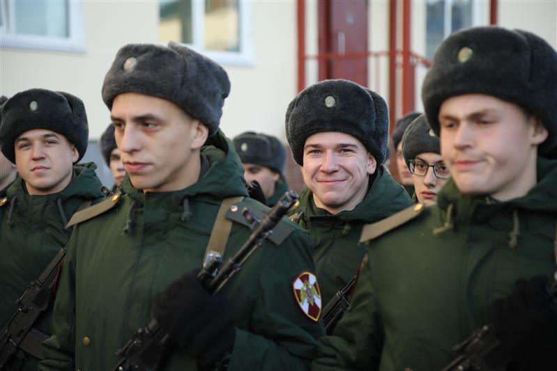 Более ста новобранцев богородской бригады Росгвардии присягнули на верность Отечеству (фото, видео)