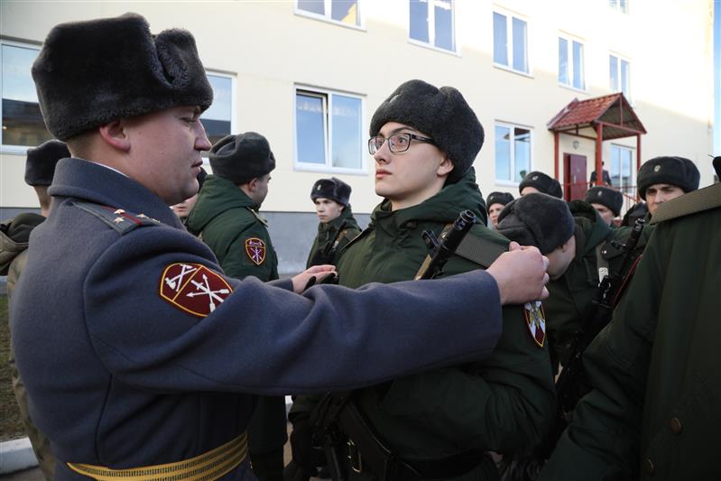 Более ста новобранцев богородской бригады Росгвардии присягнули на верность Отечеству (фото, видео)
