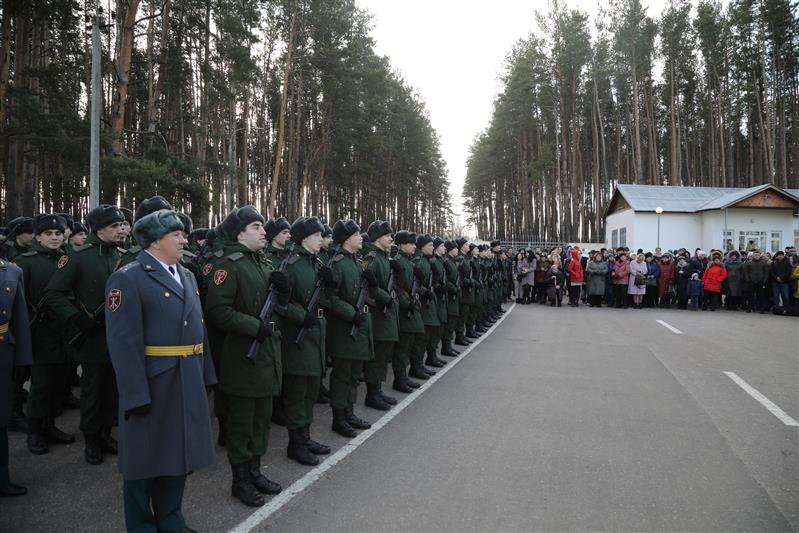 Более ста новобранцев богородской бригады Росгвардии присягнули на верность Отечеству (фото, видео)