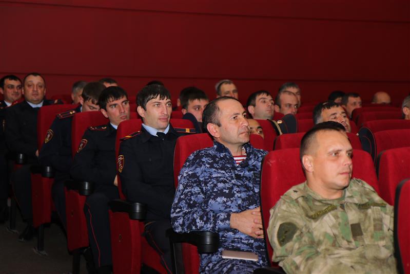 Ансамбль песни и пляски и оркестр Северо-Кавказского округа Росгвардии выступили в Карачаево-Черкесской Республике