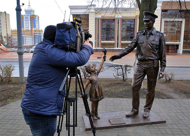 В Мордовии сотрудники и военнослужащие Росгвардии почтили память павших товарищей