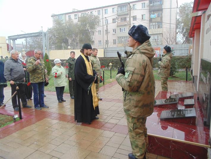 В Южном округе Росгвардии прошли мероприятия, посвящённые Дню памяти погибших правоохранителей