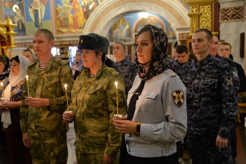 В Уральском округе Росгвардии прошли мероприятия, посвящённые Дню памяти погибших правоохранителей