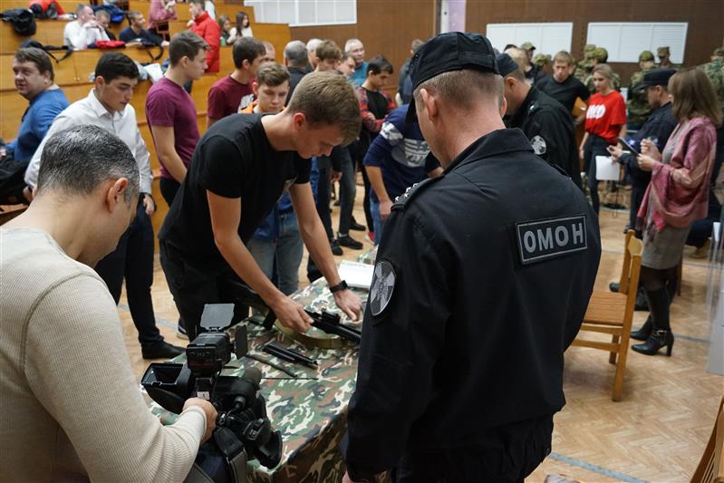 В Липецке при участии Росгвардии проведены соревнования памяти М.Т. Калашникова