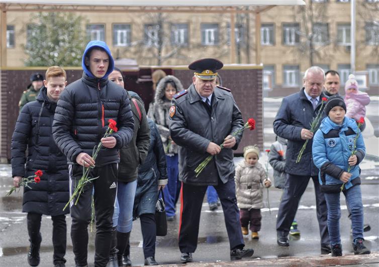 Участники всероссийского проекта «Дети-герои» и всероссийского конкурса «Семья года» посетили управление Центрального округа Росгвардии
