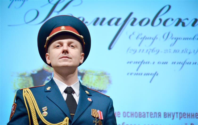 В день празднования 250-летия со дня рождения графа Комаровского Ансамбль песни и пляски Приволжского округа Росгвардии выступил в Пензе