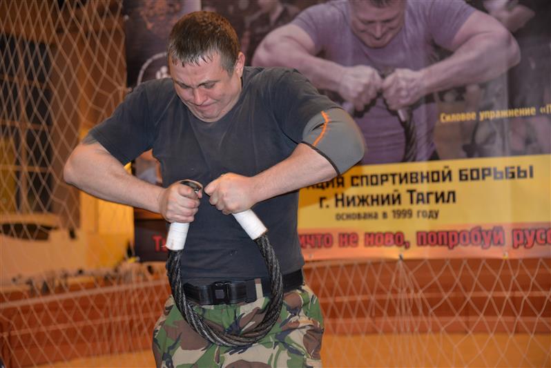 Бойцы екатеринбургского и нижнетагильского ОМОН приняли участие в VIII «Царском Силовом Марафоне»