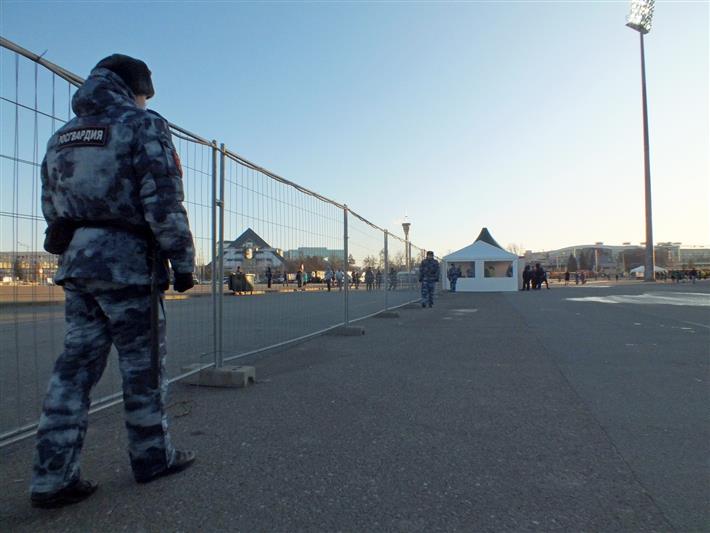 Росгвардия и полиция успешно выполнили задачи по охране общественного порядка на футбольном матче между командами «Рубин» - «Зенит» в Казани