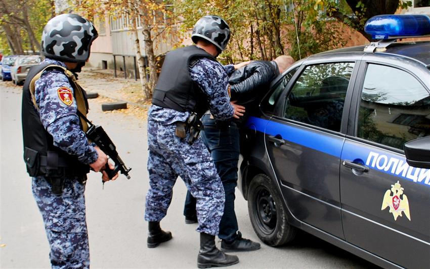 Росгвардейцы задержали подозреваемого в избиении молодого человека в Симферополе